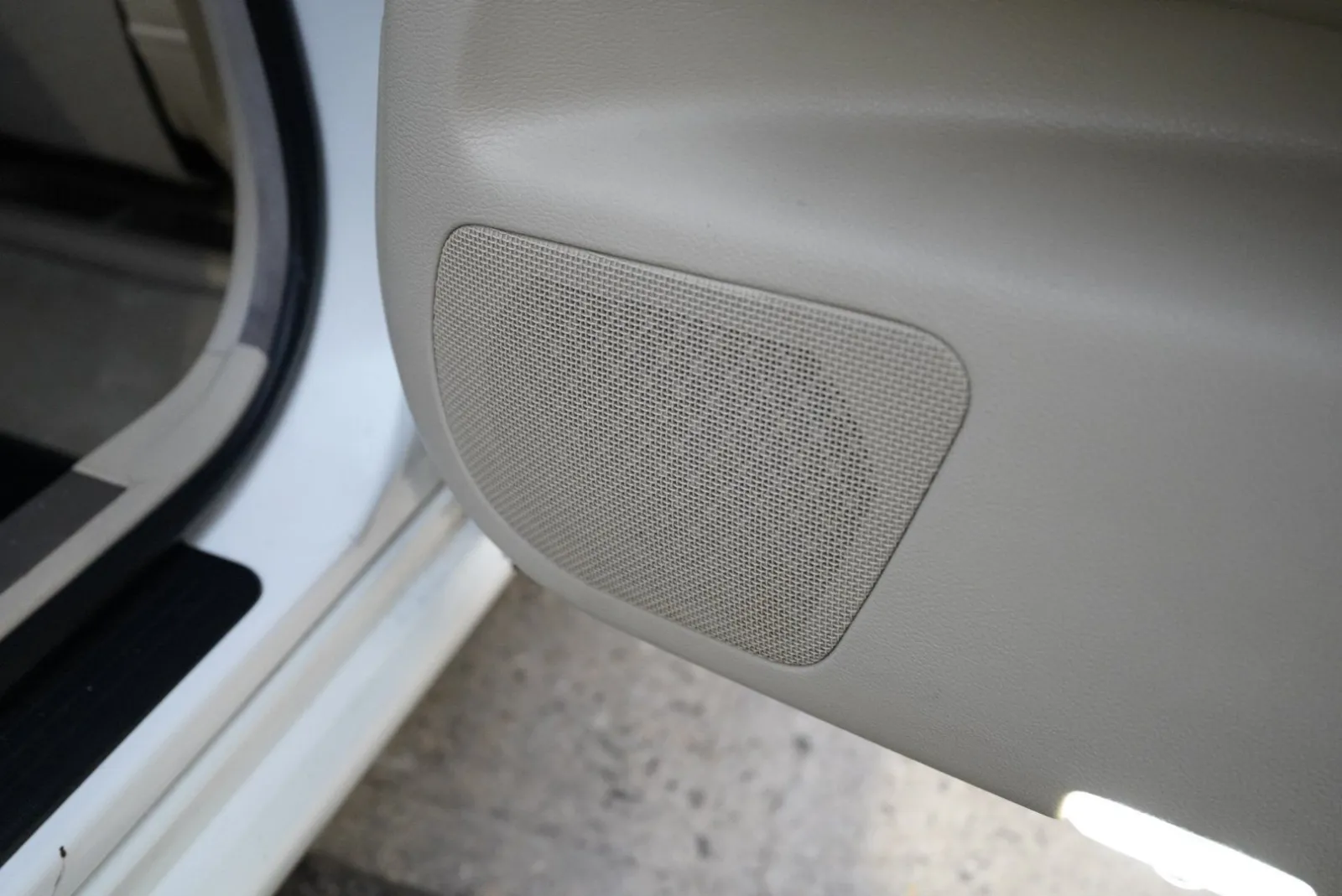 Infiniti M35x photo 29