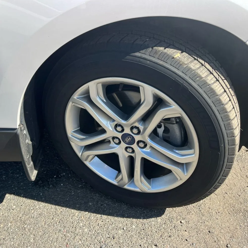Ford Edge photo 15