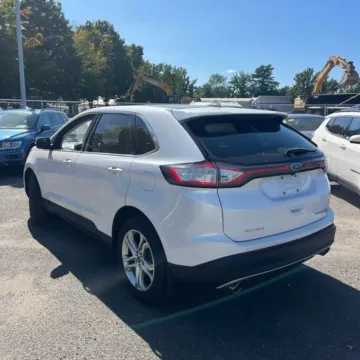 More photos of 2018 Ford Edge Titanium at 101 Motors, NJ