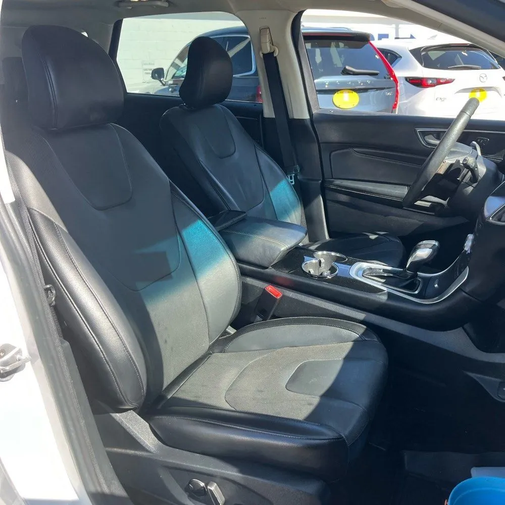 Ford Edge photo 18