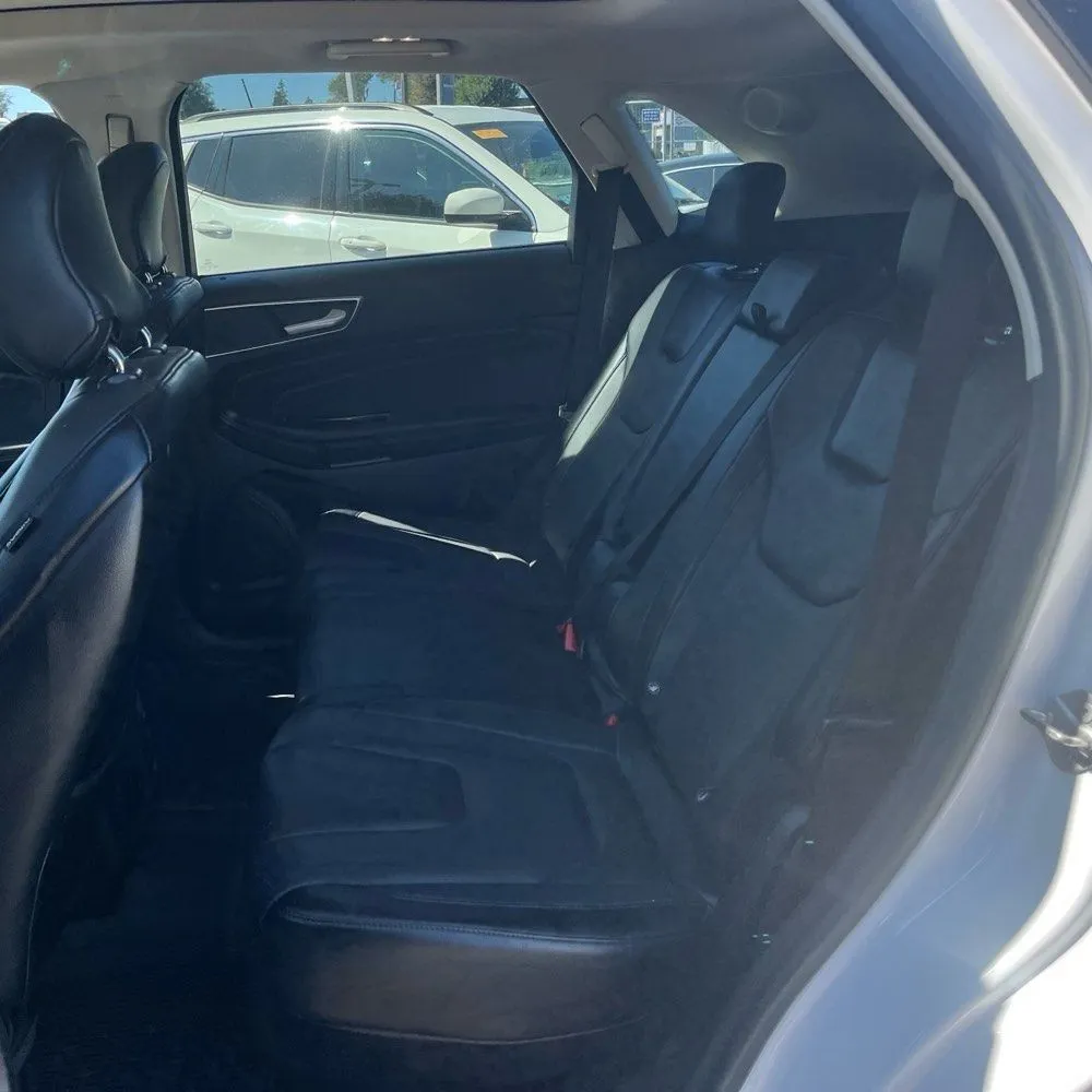 Ford Edge photo 19