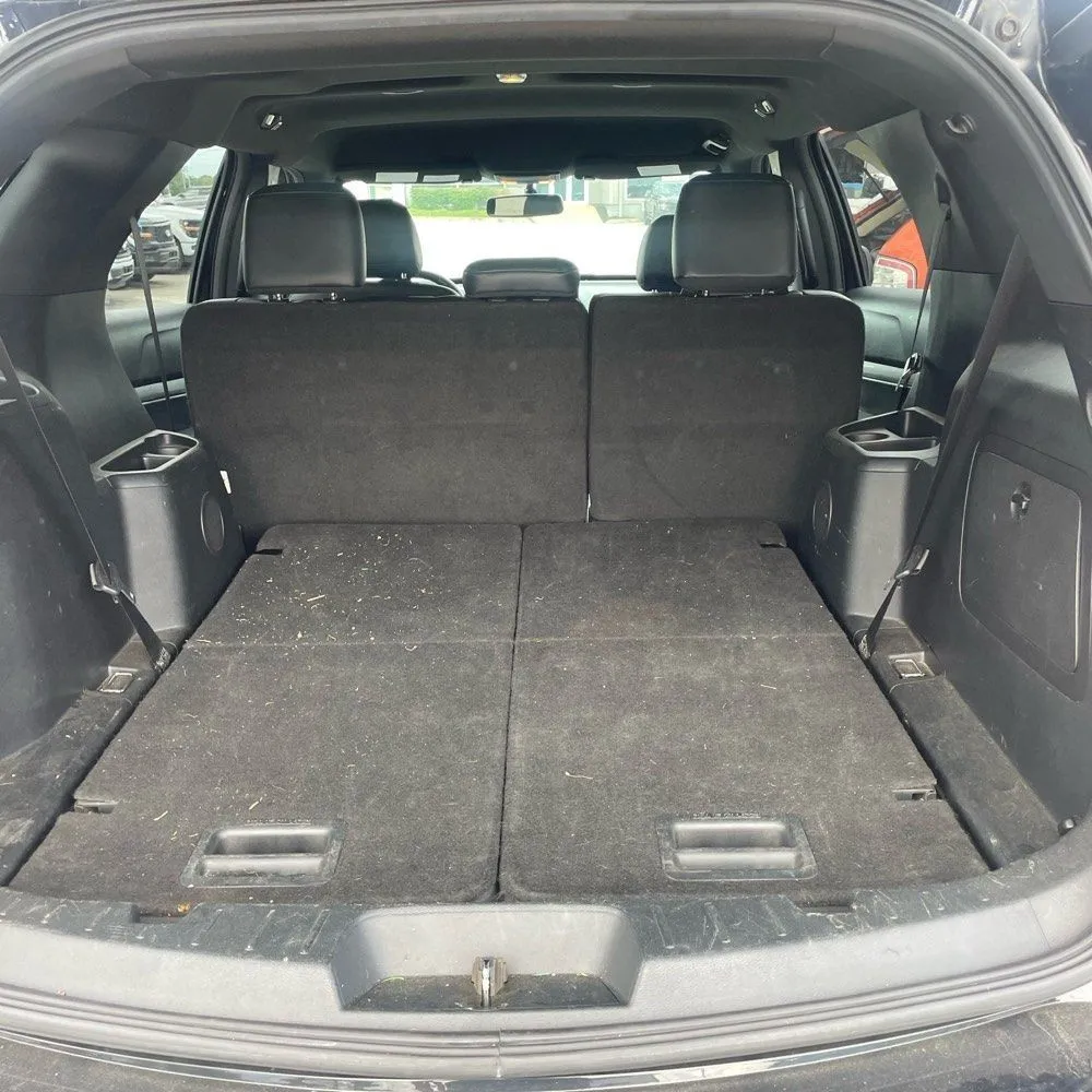 Ford Explorer photo 32