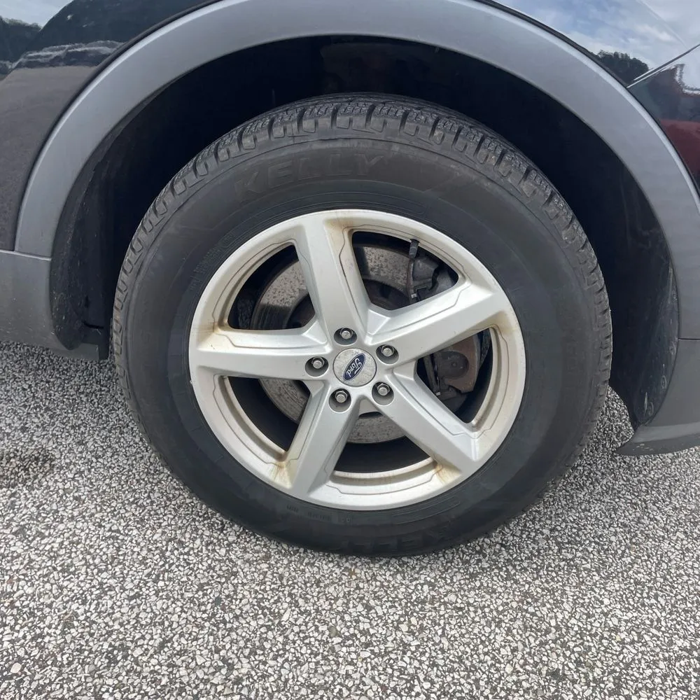 Ford Explorer photo 20