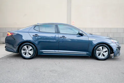 More photos of 2015 Kia Optima Hybrid at 101 Motors, NJ