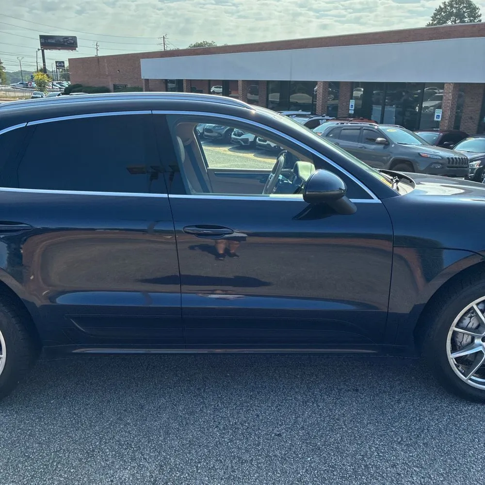 Porsche Macan photo 11