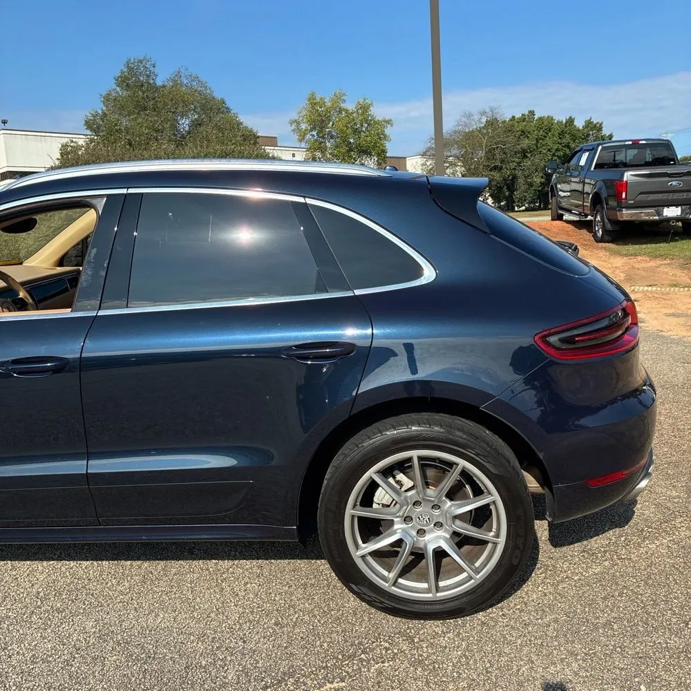 Porsche Macan photo 6