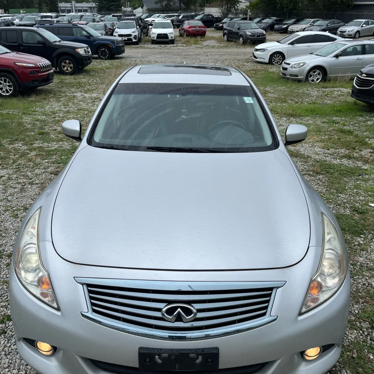 Infiniti G37x photo 11
