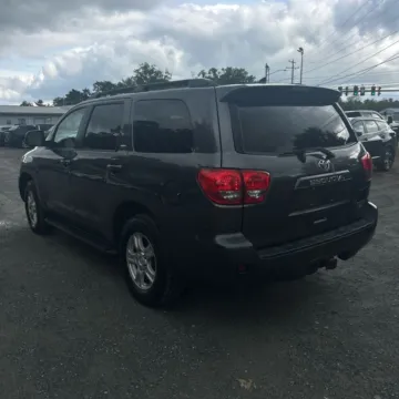 More photos of 2016 Toyota Sequoia SR5 at 101 Motors, NJ