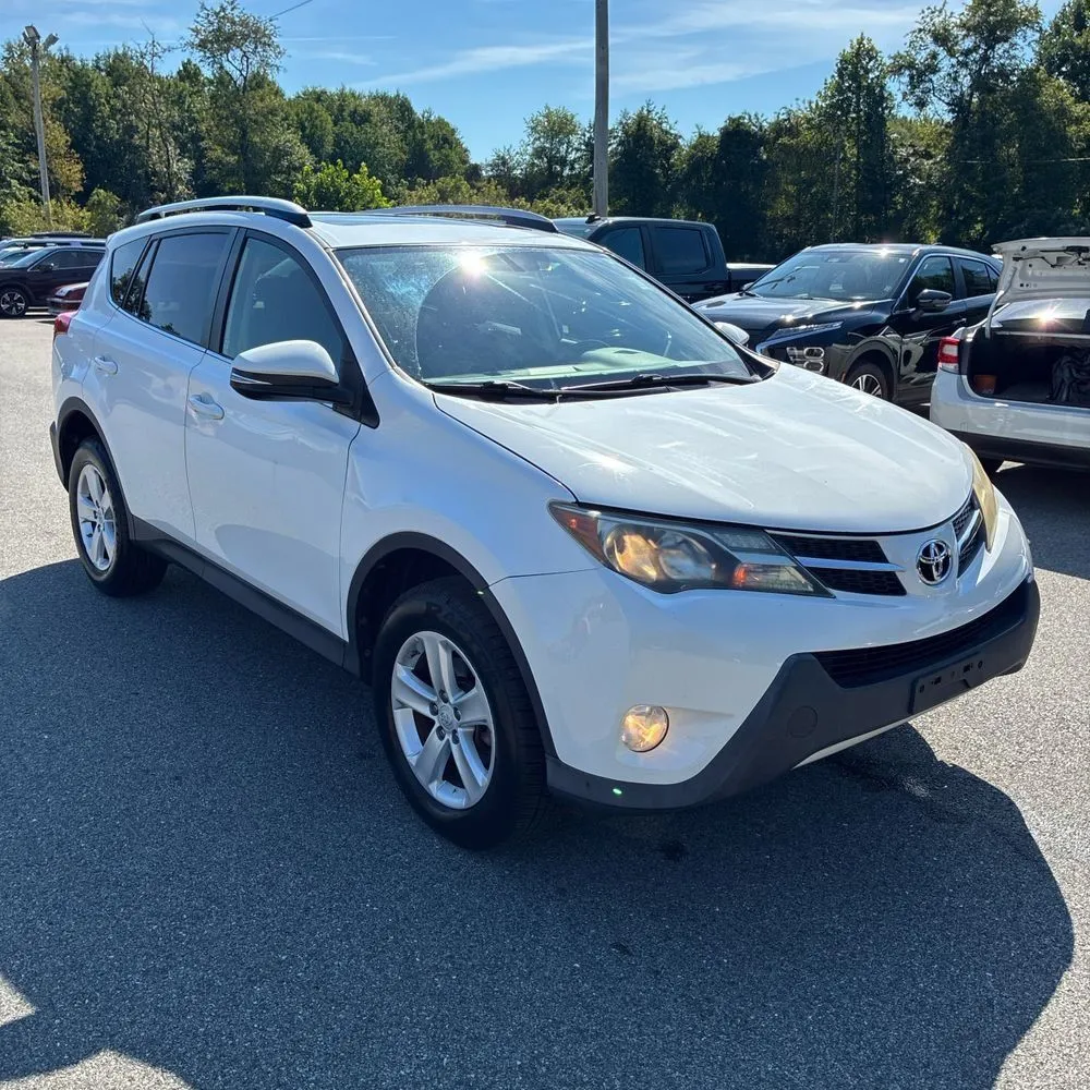 Toyota RAV4 photo 10