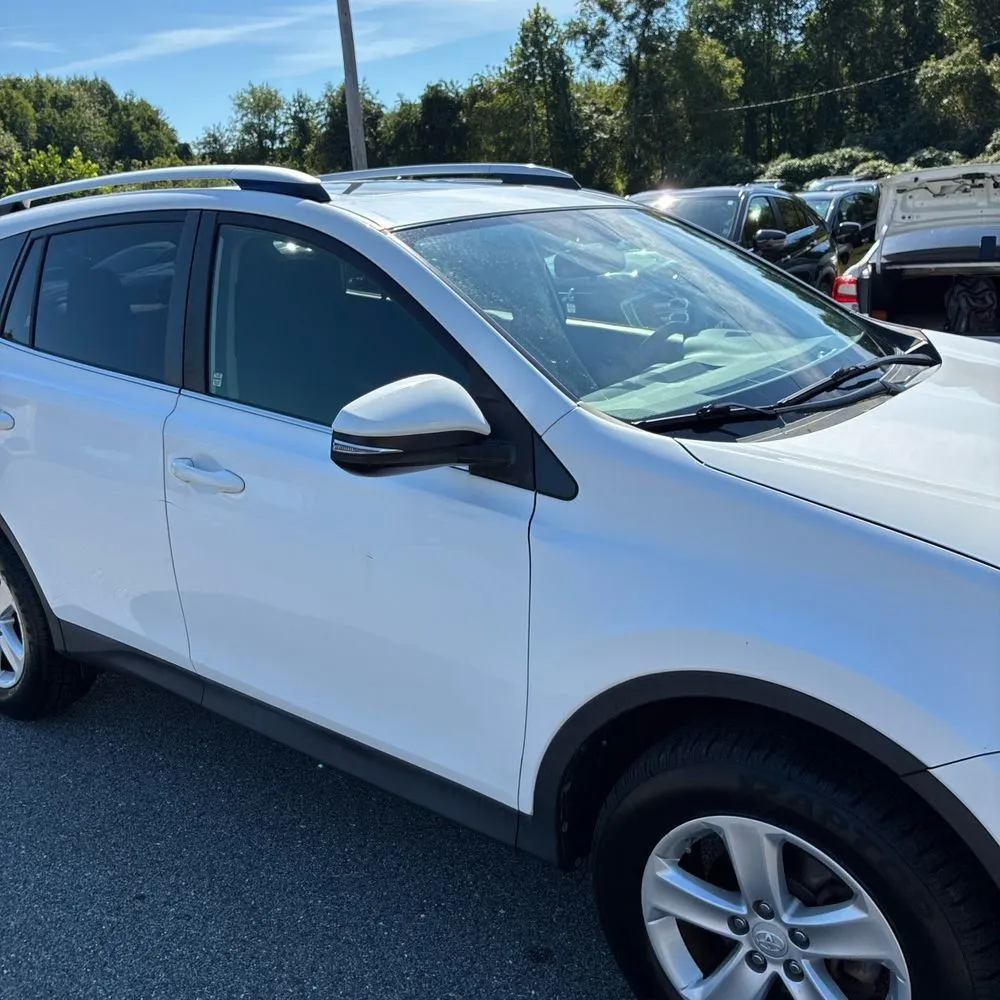 Toyota RAV4 photo 11