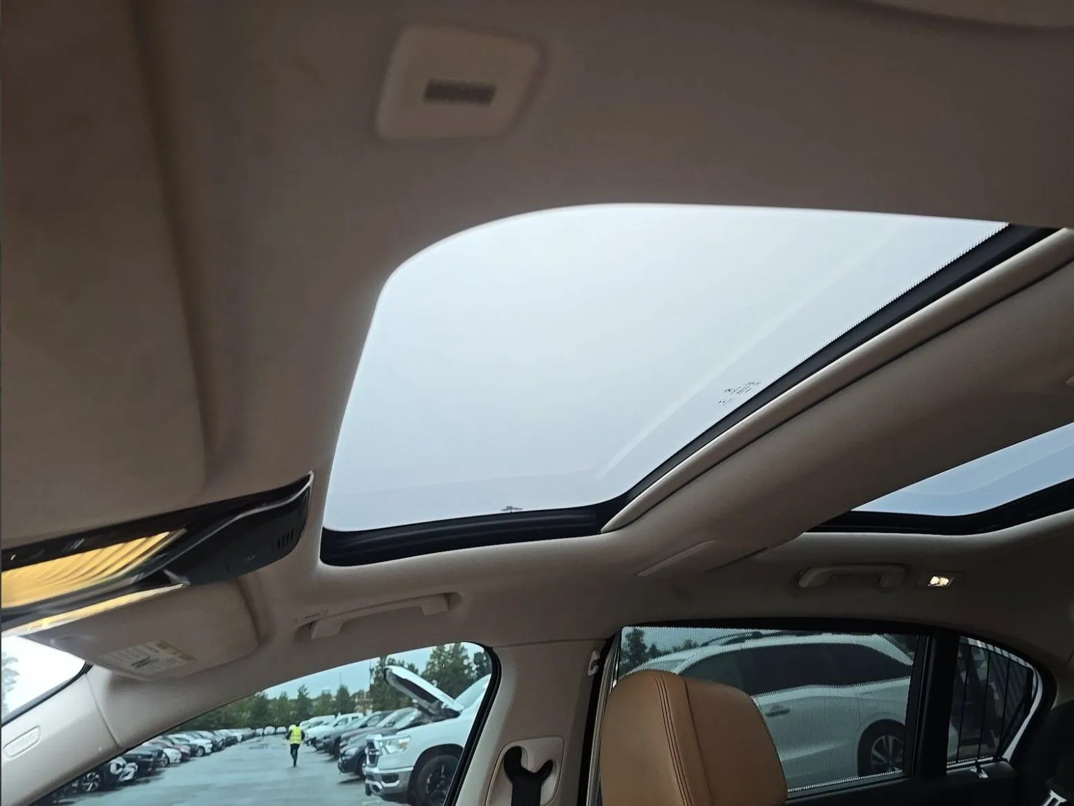BMW 740i photo 8