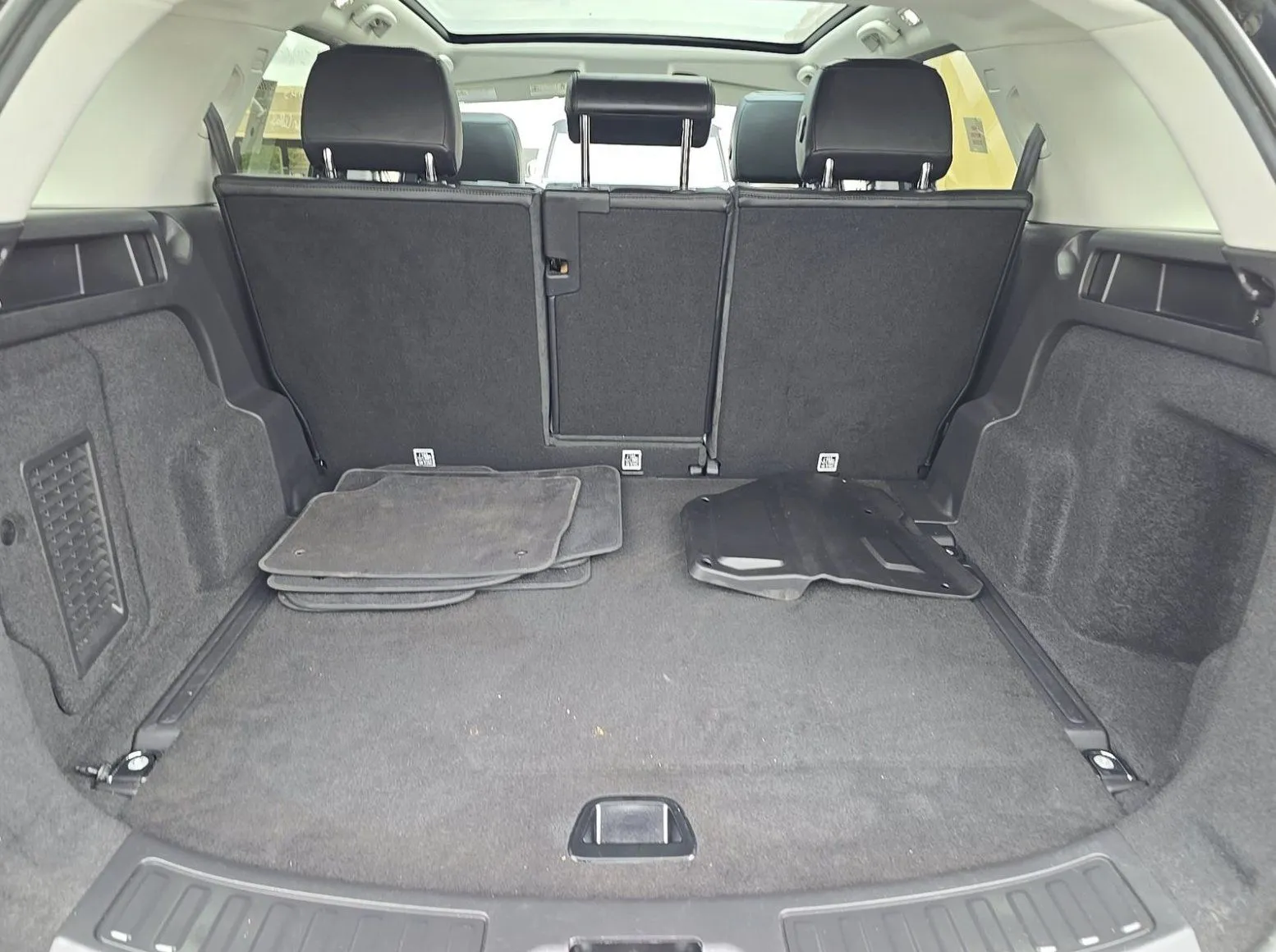 Land Rover Discovery Sport photo 6