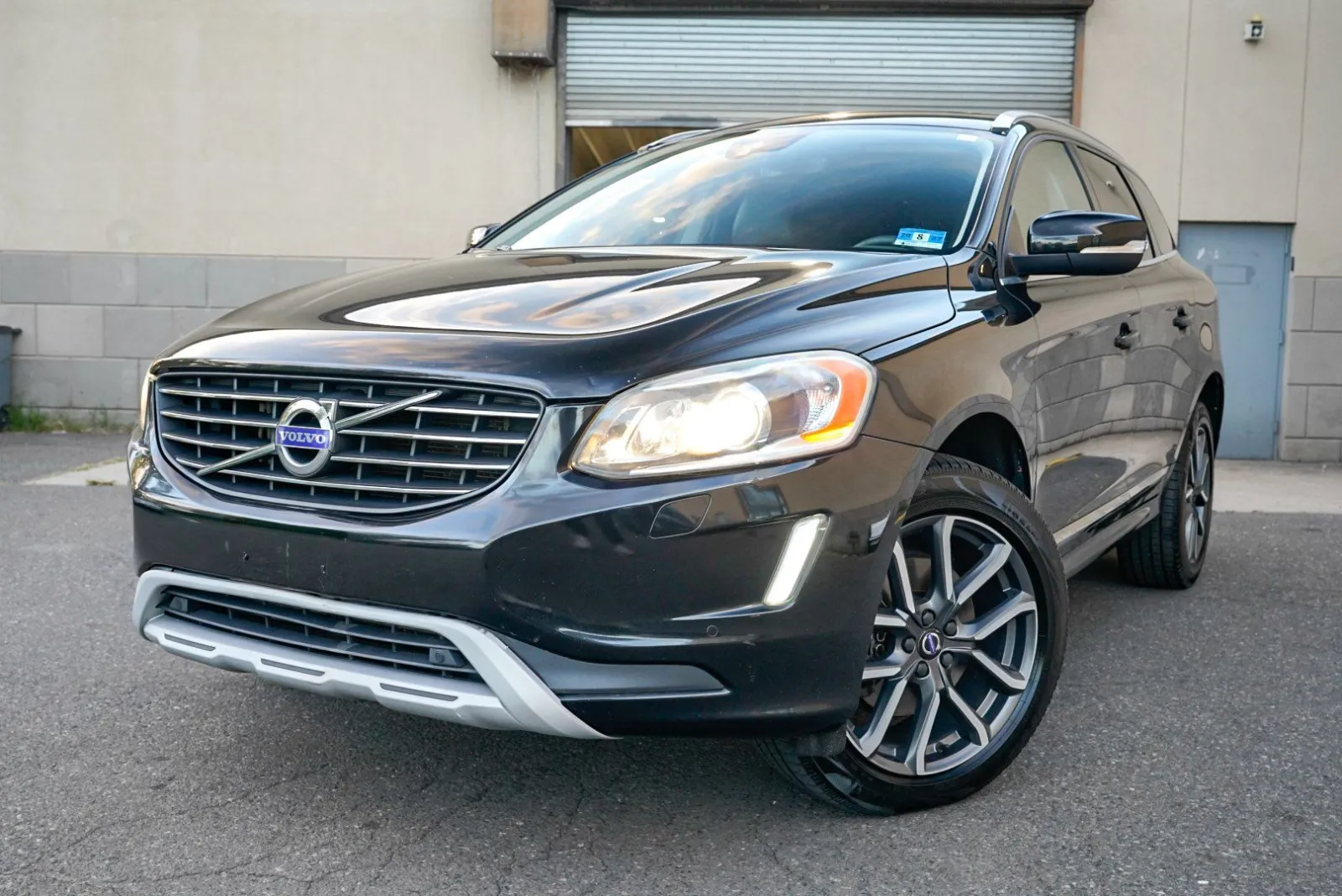 Black 2017 Volvo XC60 T6 Dynamic for sale in Carlstadt, NJ