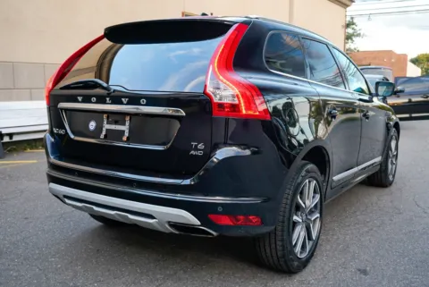 More photos of 2017 Volvo XC60 T6 Dynamic at 101 Motors, NJ