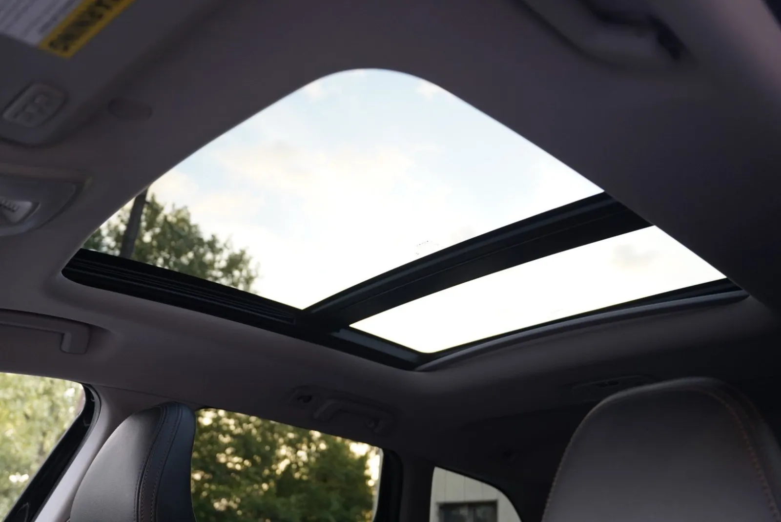 Volvo XC60 photo 23