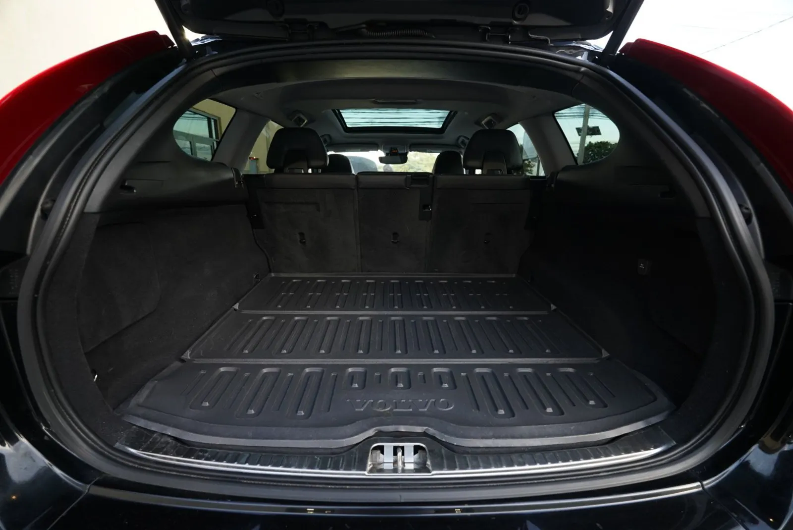 Volvo XC60 photo 32