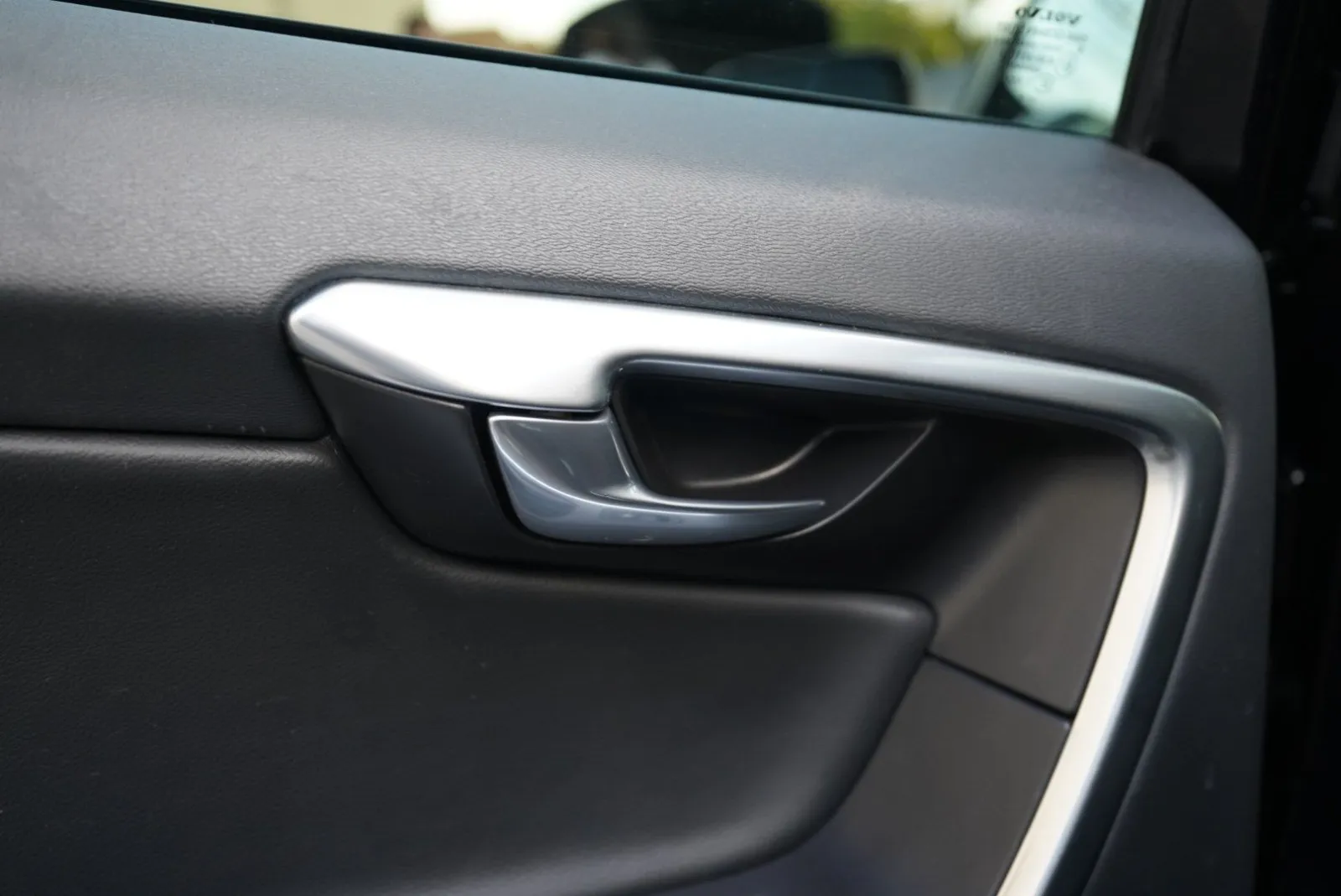 Volvo XC60 photo 27