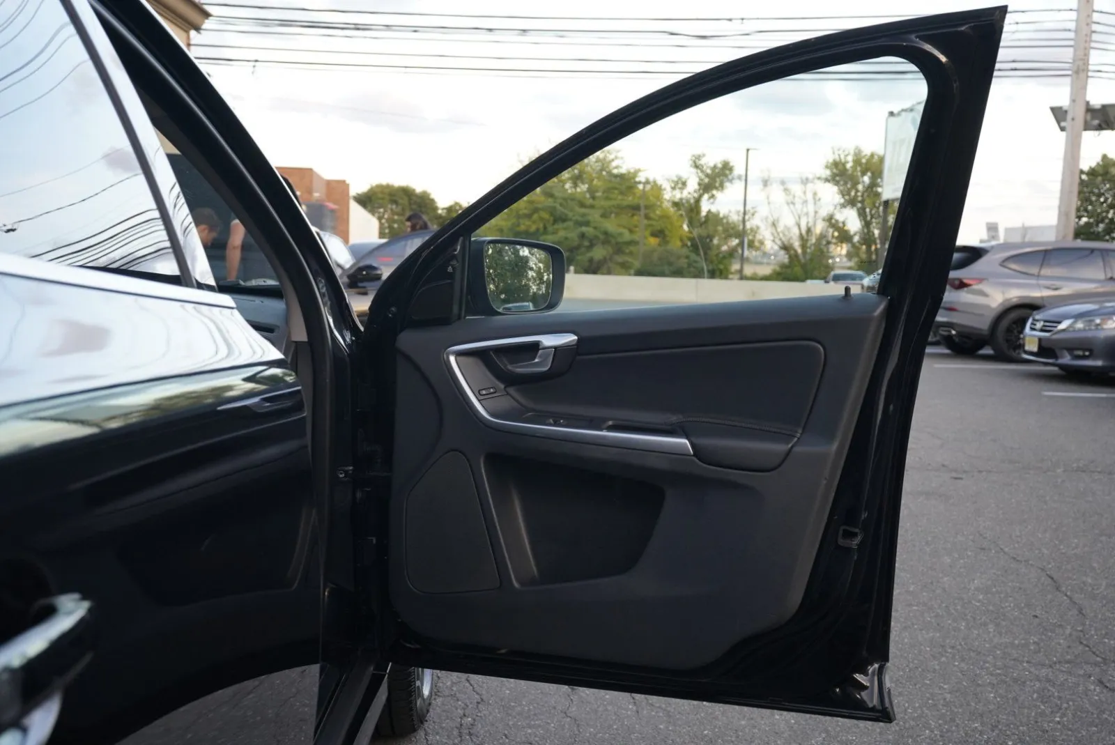Volvo XC60 photo 39