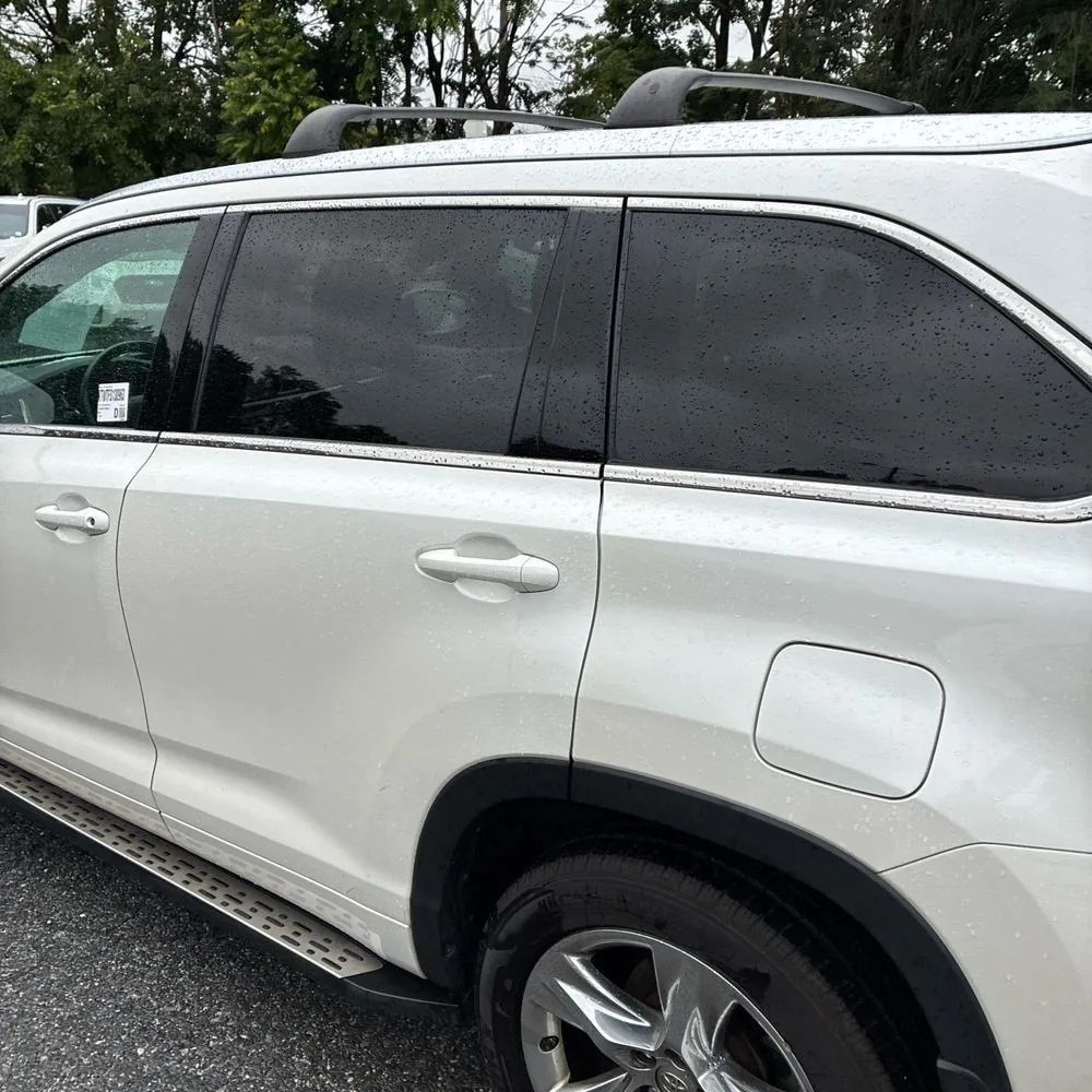 Toyota Highlander photo 5