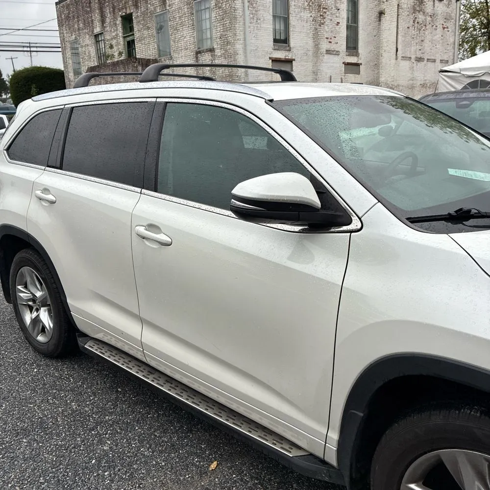 Toyota Highlander photo 11