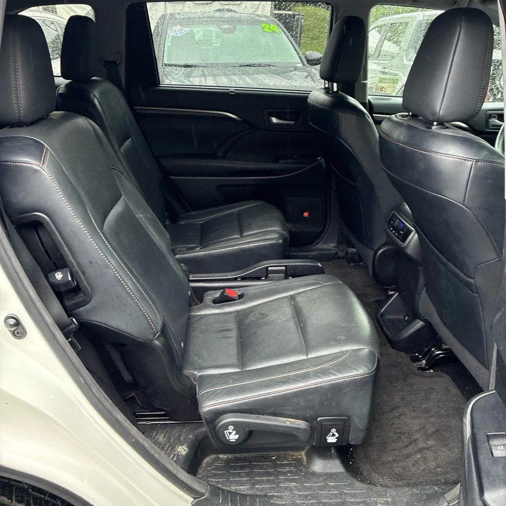 Toyota Highlander photo 21