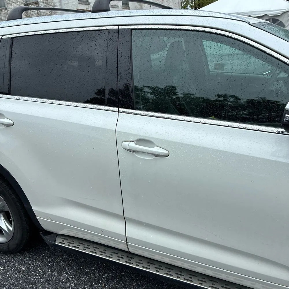 Toyota Highlander photo 9