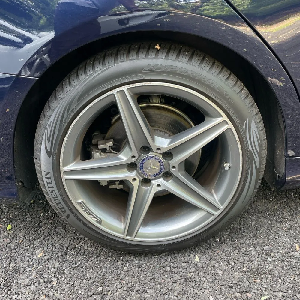Mercedes-Benz 400 photo 17