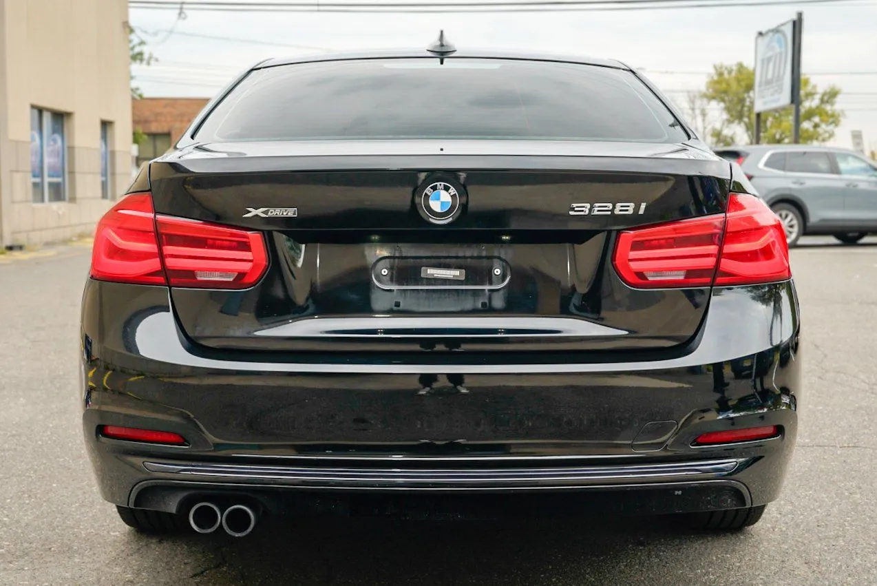 BMW 328i photo 6
