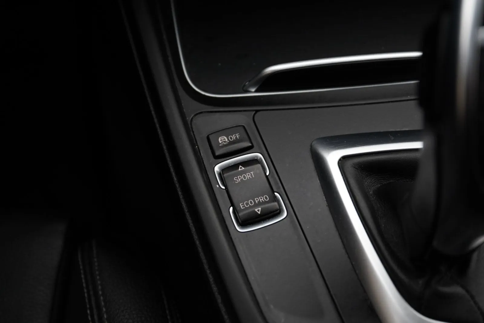 BMW 328i photo 40