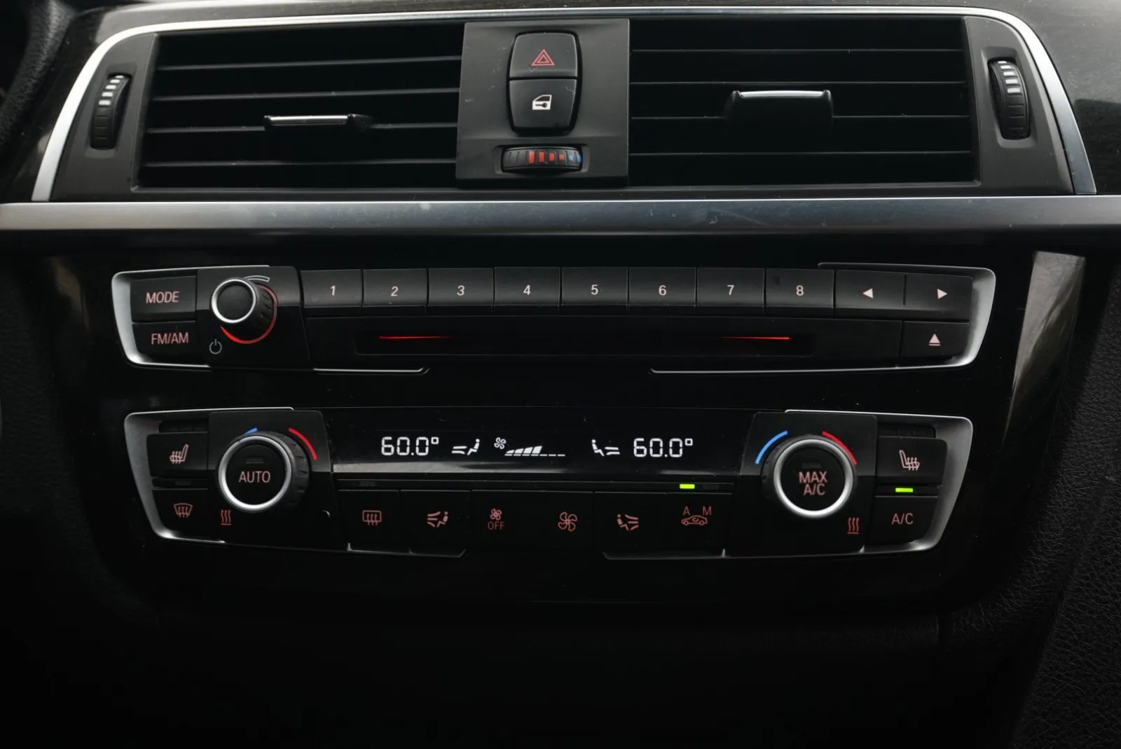 BMW 328i photo 39