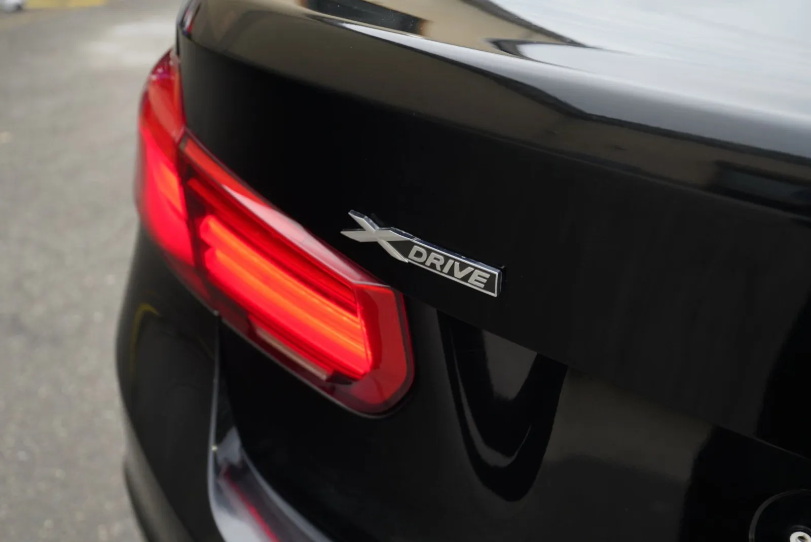 BMW 328i photo 12