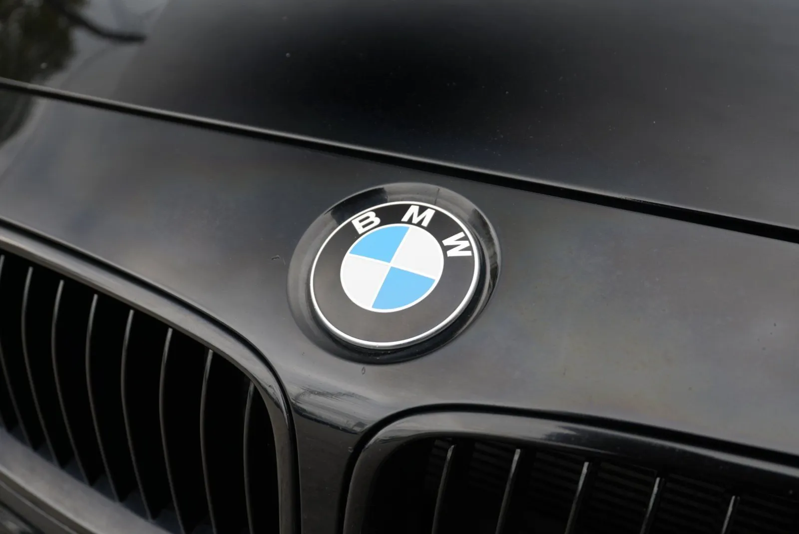 BMW 328i photo 10