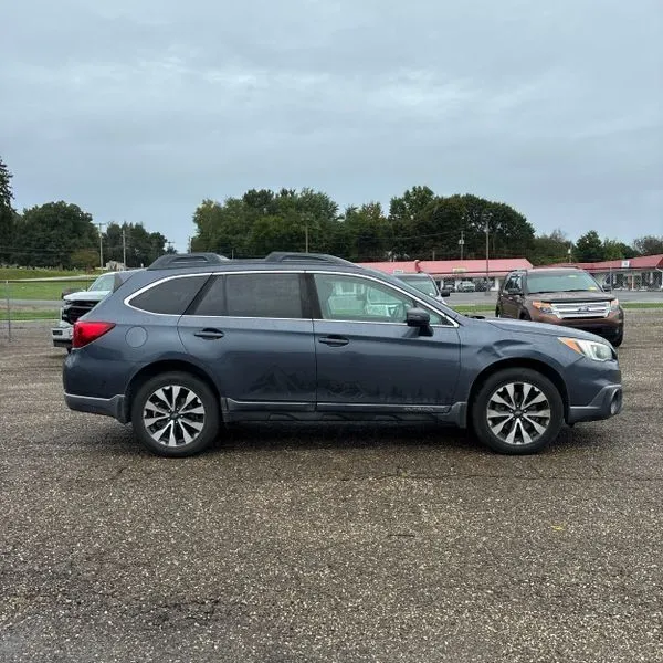 Subaru Outback photo 10