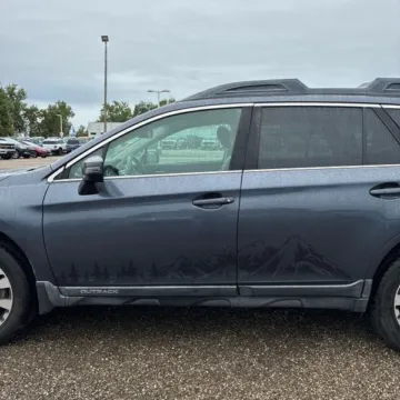 More photos of 2017 Subaru Outback 2.5i Limited at 101 Motors, NJ