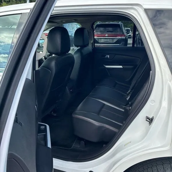 Ford Edge photo 22