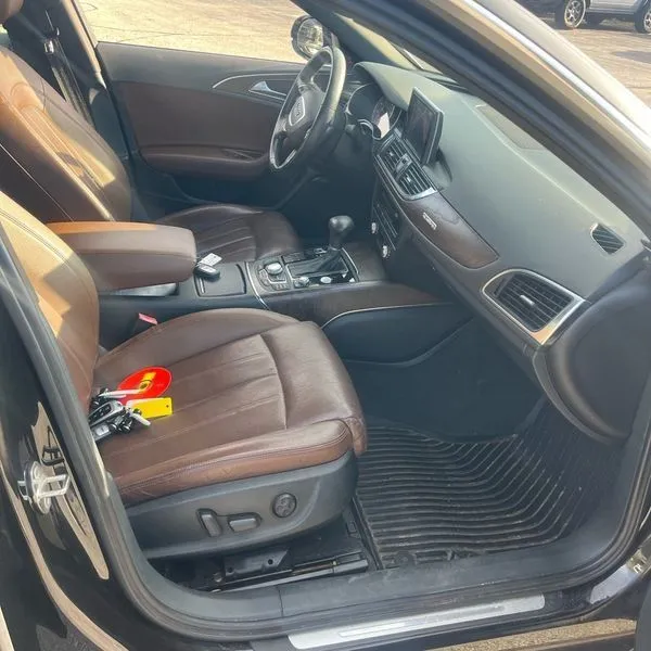 Audi A6 photo 23