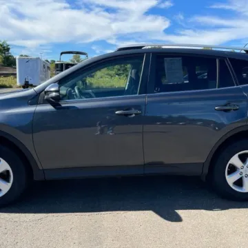 More photos of 2014 Toyota RAV4 XLE at 101 Motors, NJ