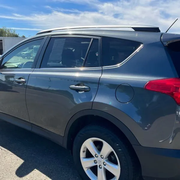 Toyota RAV4 photo 6