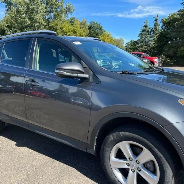 Toyota RAV4 photo 12