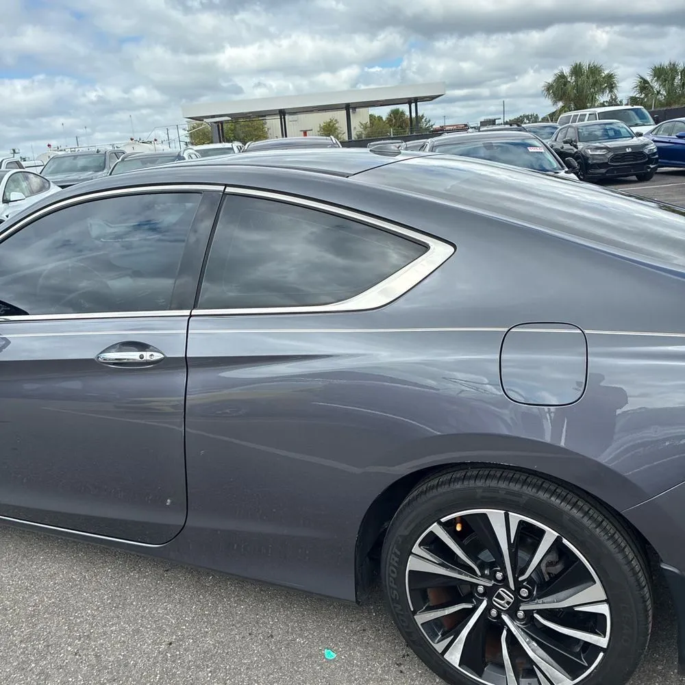 Honda Accord photo 6