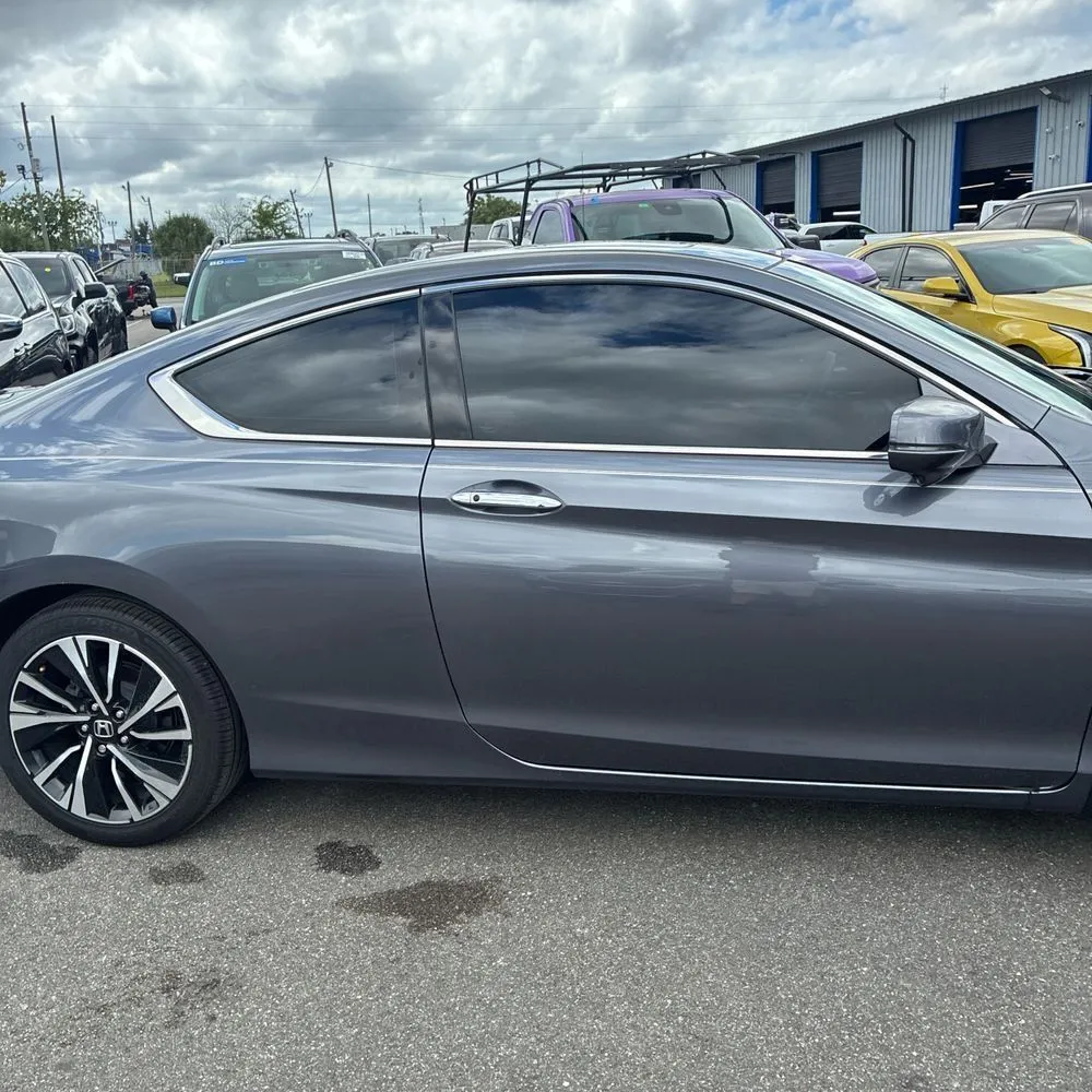 Honda Accord photo 11