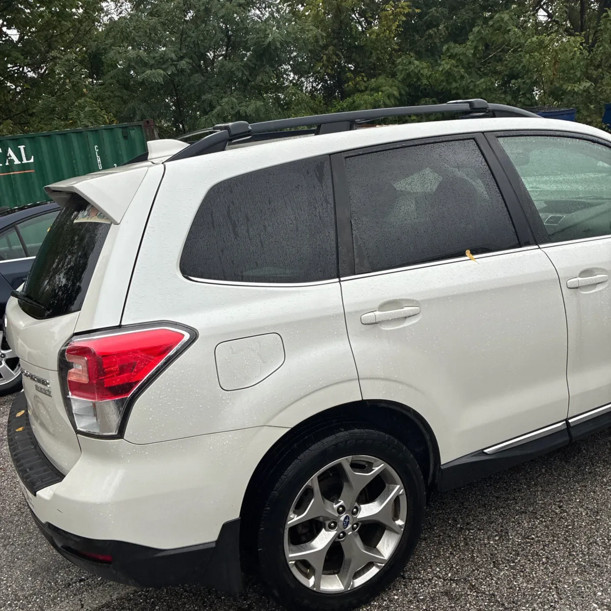 Subaru Forester photo 8