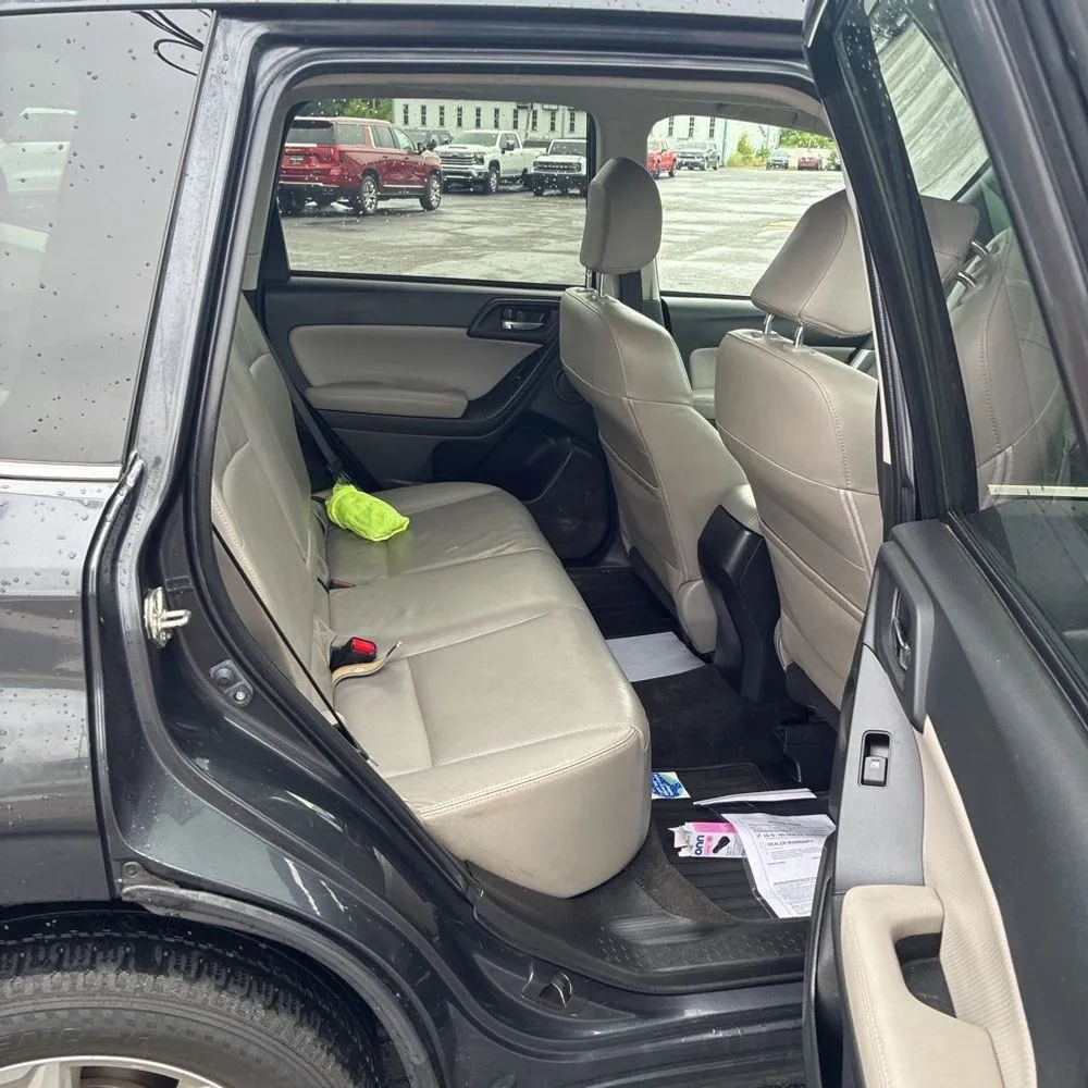 Subaru Forester photo 24