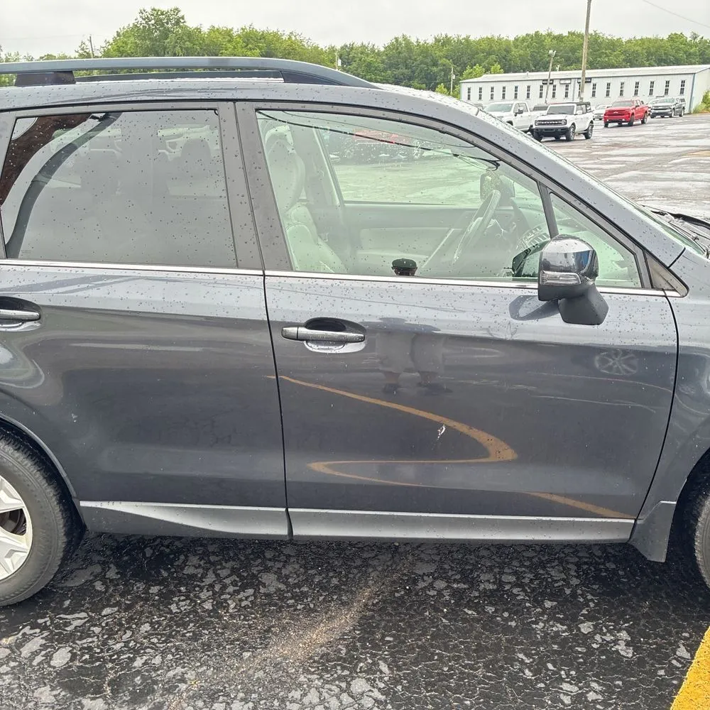 Subaru Forester photo 11
