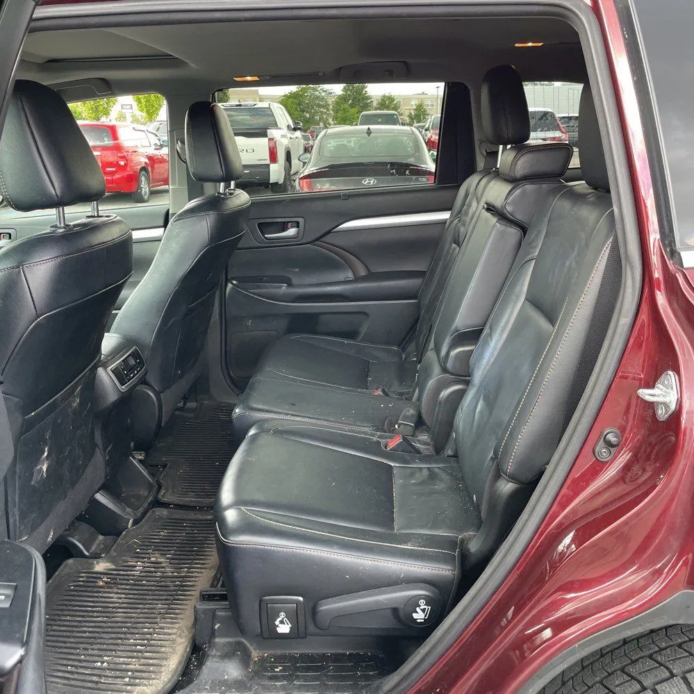 Toyota Highlander photo 24