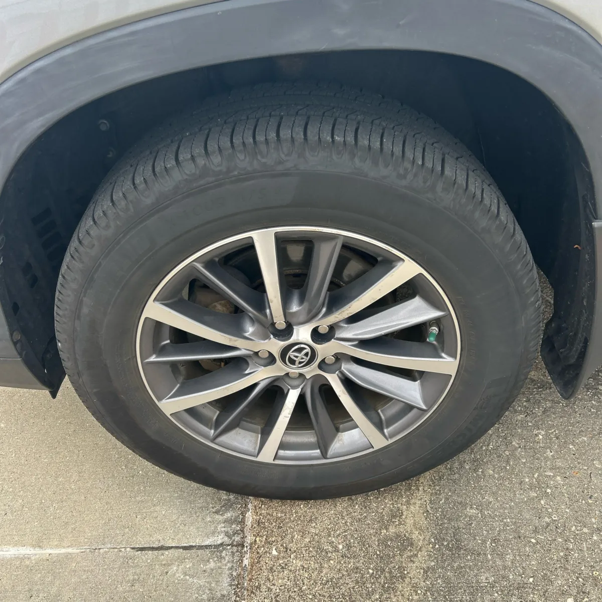 Toyota Highlander photo 17