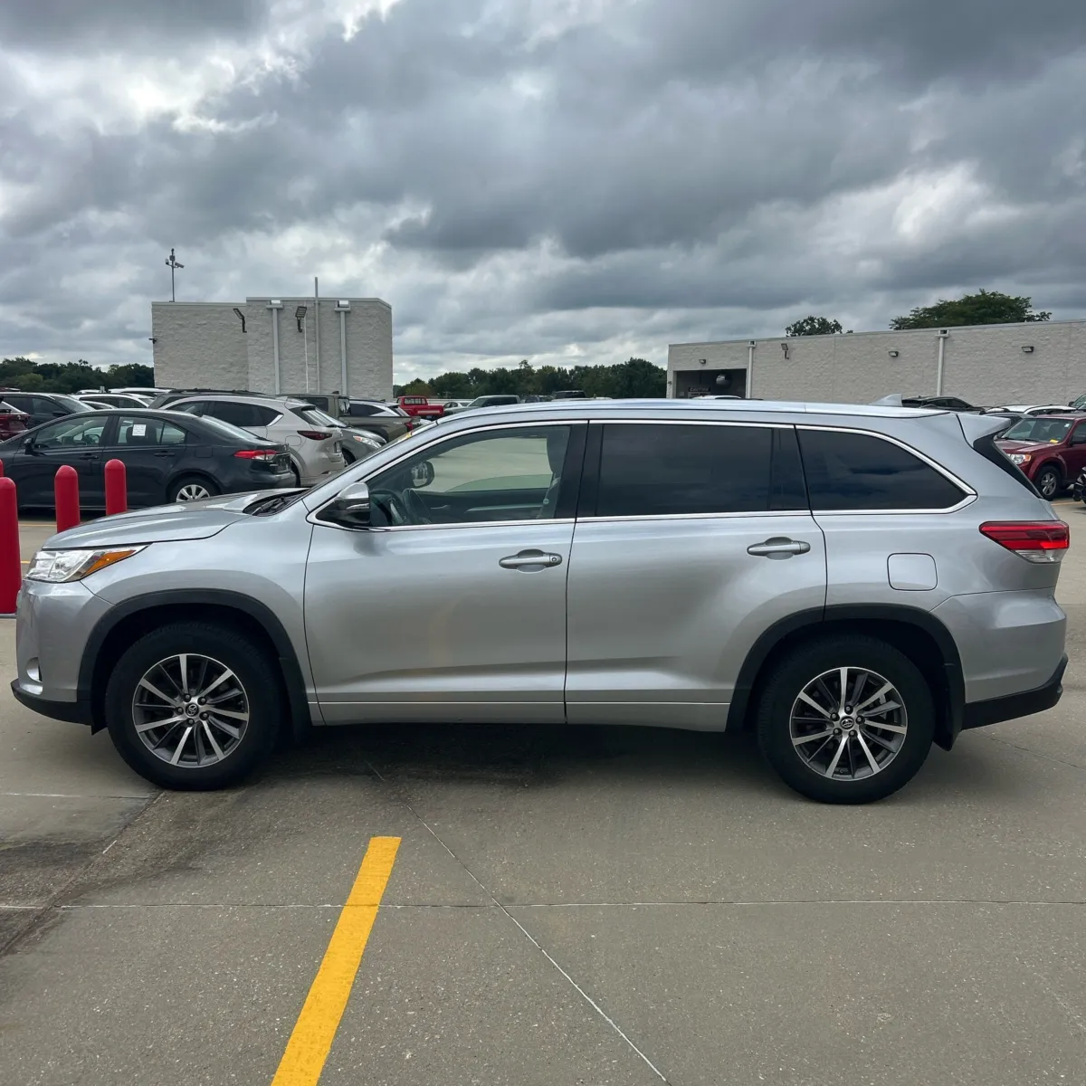 Toyota Highlander photo 3