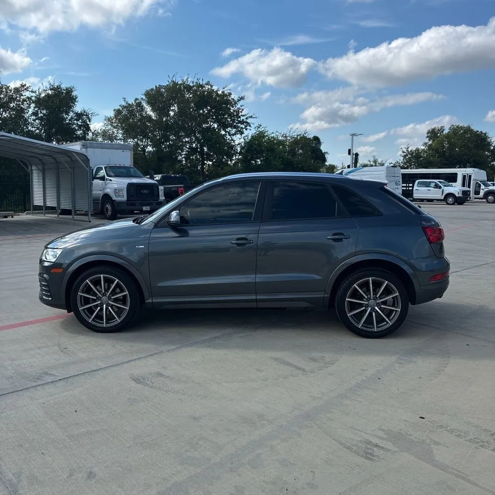 Audi Q3 photo 3