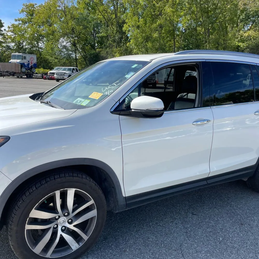 Honda Pilot photo 2