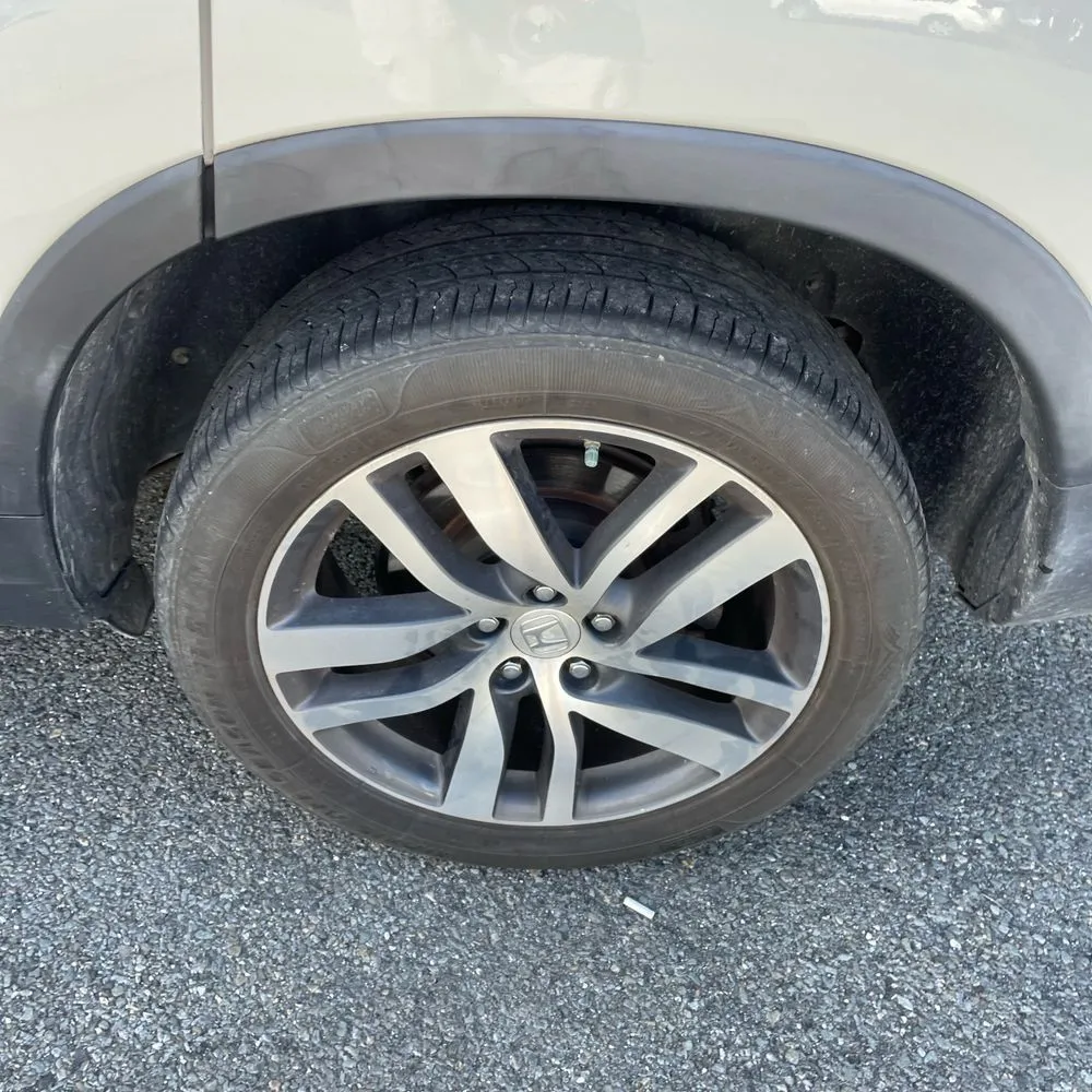 Honda Pilot photo 18